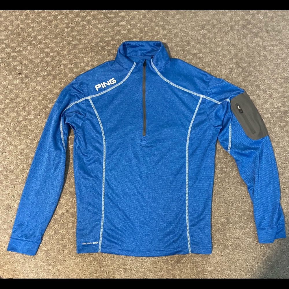 NWOT Ping athletic pullover top. Sz S